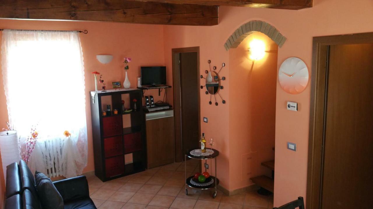 Casa Jennifer Apartment Parma Exterior photo